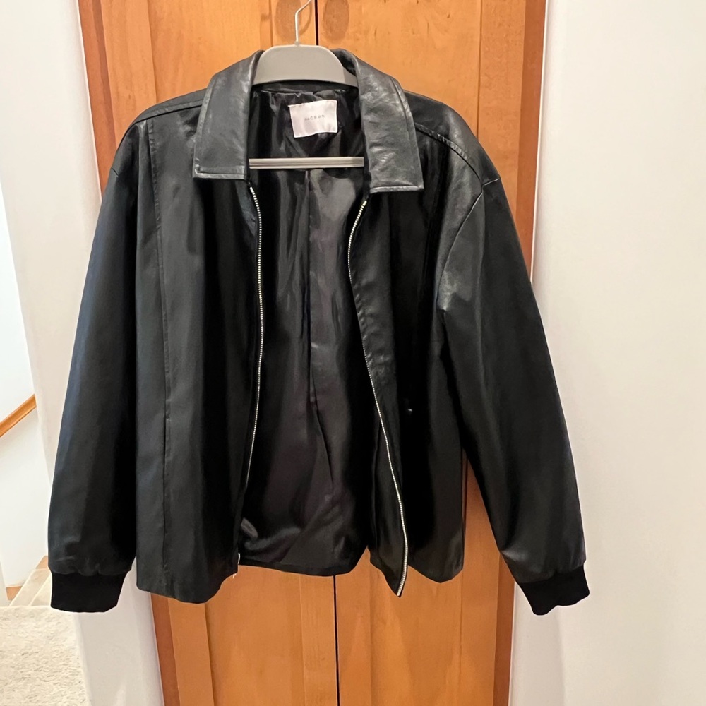 Oversized Pacsun 90s style Faux Leather Bomber Jacket in Black